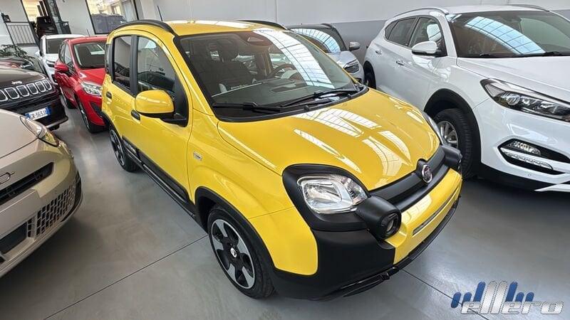 FIAT Pandina 1.0 65cv Hybrid CROSS