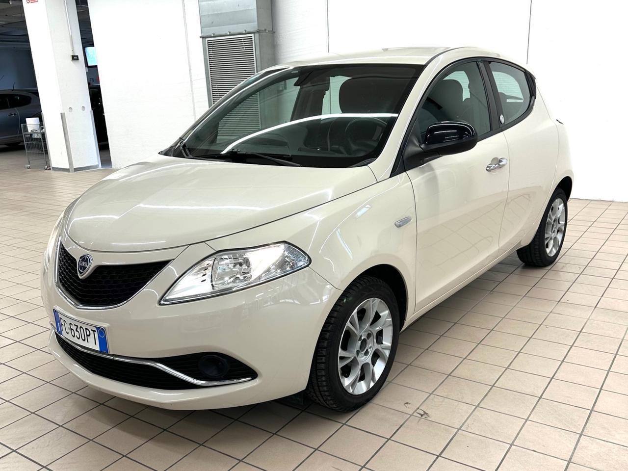 Lancia Ypsilon 1.3 MJT 16V 95 CV 5 porte S&S Gold