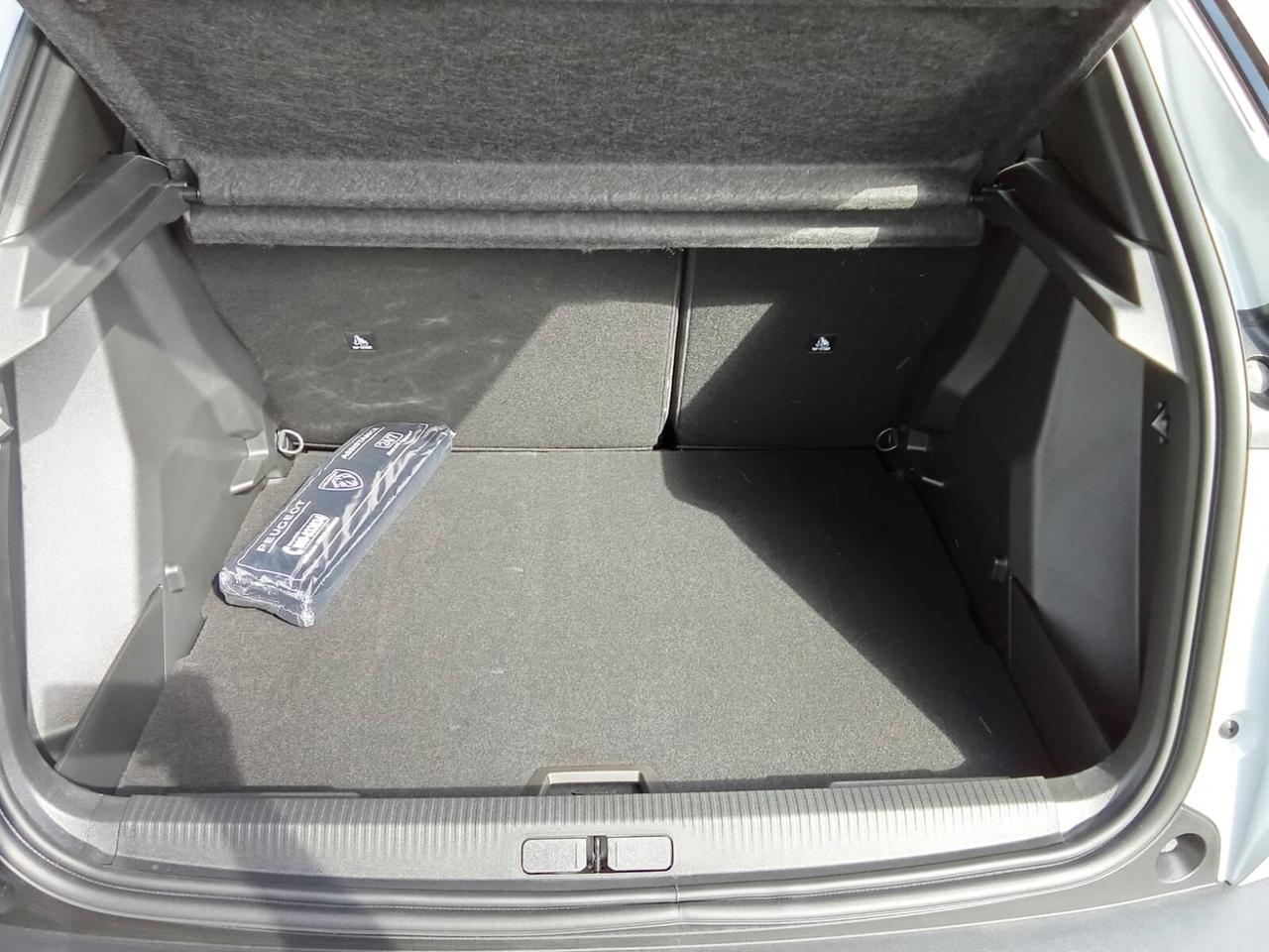 Peugeot 2008 Hybrid 145 e-DCS6 Allure