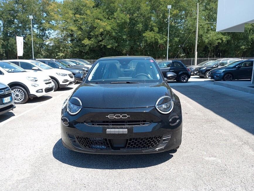 Fiat 600 Hybrid 110 CV DCT MHEV POP