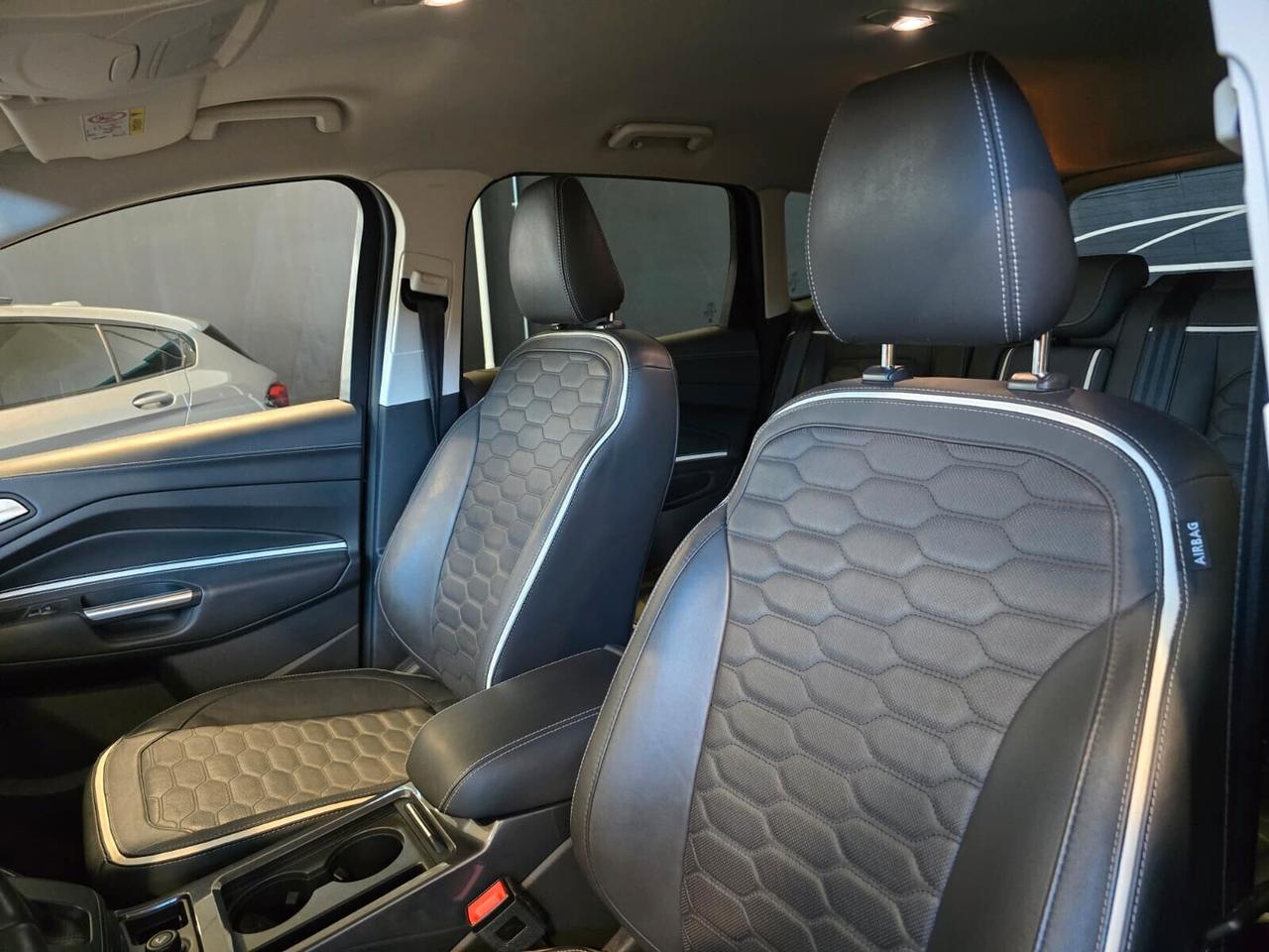 Ford Kuga 2.0 TDCI 150 CV S&S 4WD Powershift Vignale CAM/SONY/BI-XENO
