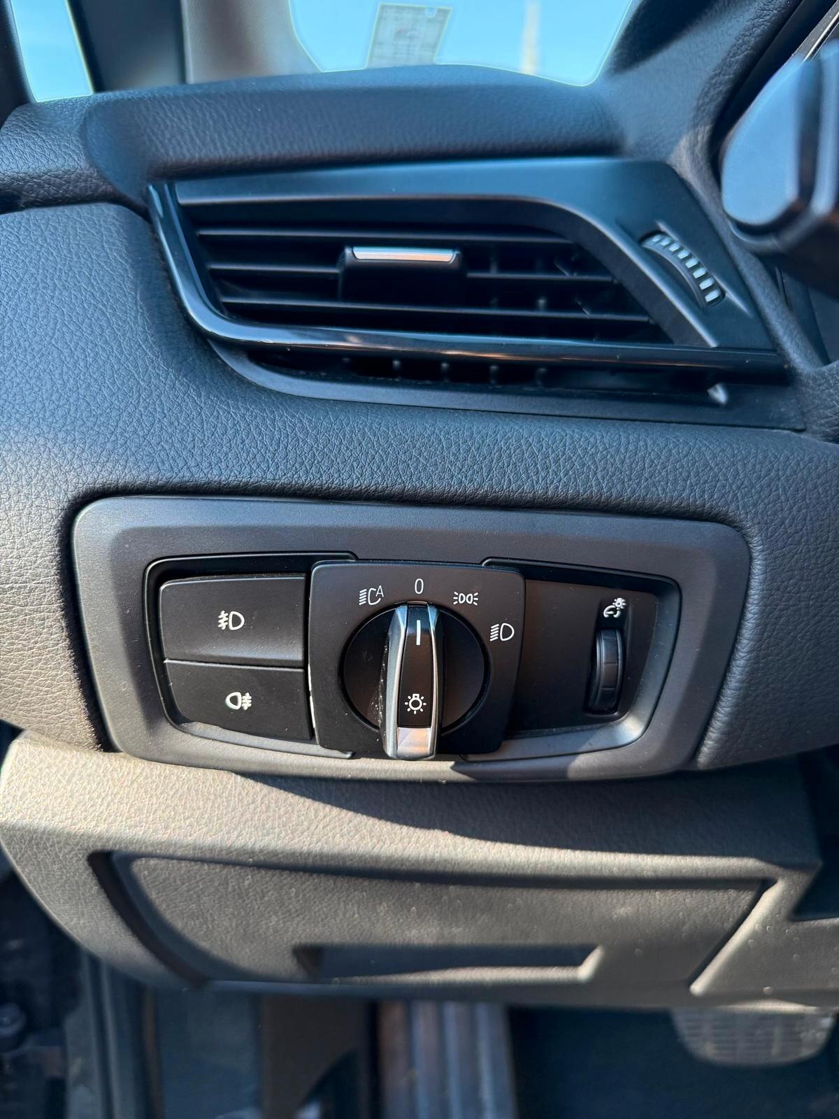 Bmw 218 Active Tourer Luxury auto