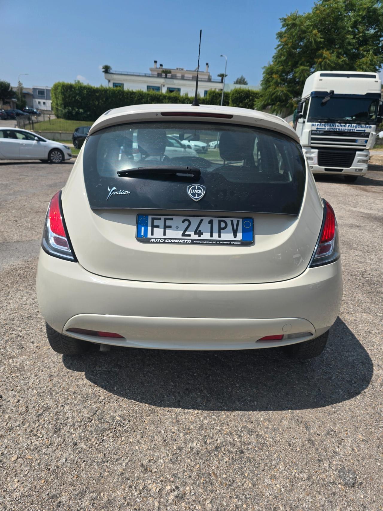 Lancia Ypsilon 1.3 MJT 16V 80 CV 5 porte S&S Mya