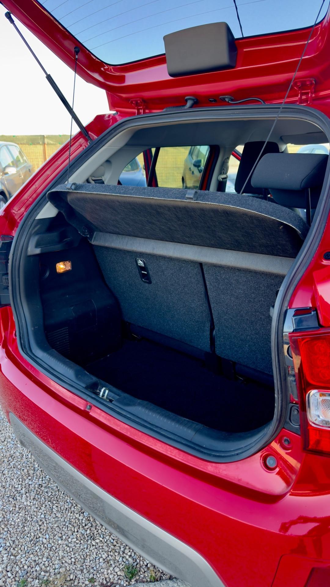 Suzuki Ignis 1.2 Hybrid Top