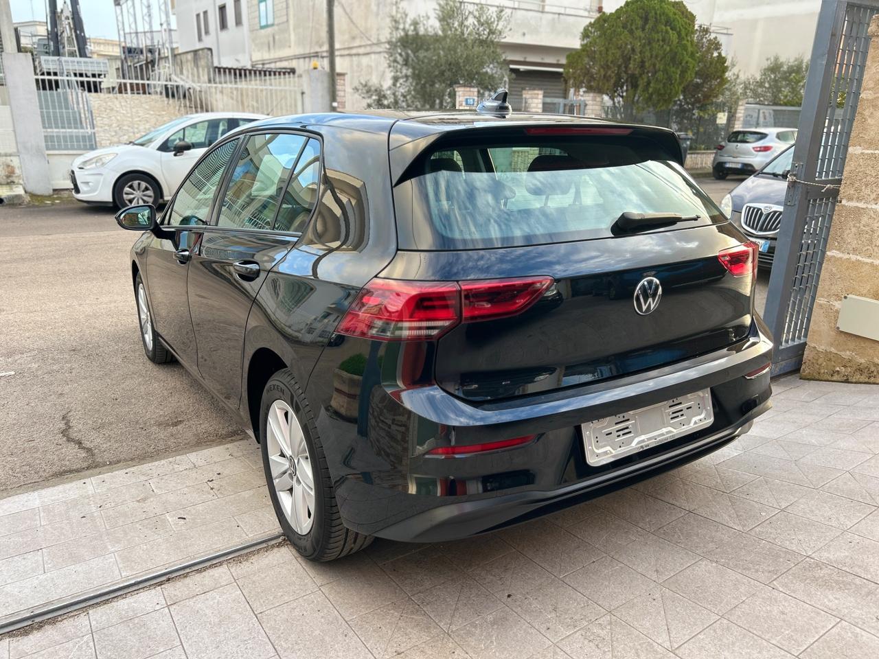 Volkswagen Golf 2.0 TDI 115 CV SCR Life-2022 !!COME NUOVA!!