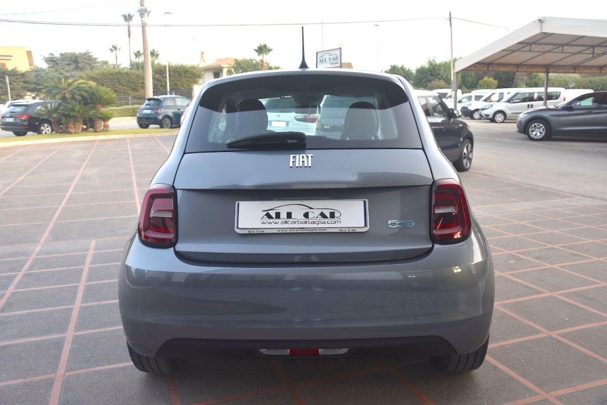 Fiat 500 Icon Berlina 42 kWh