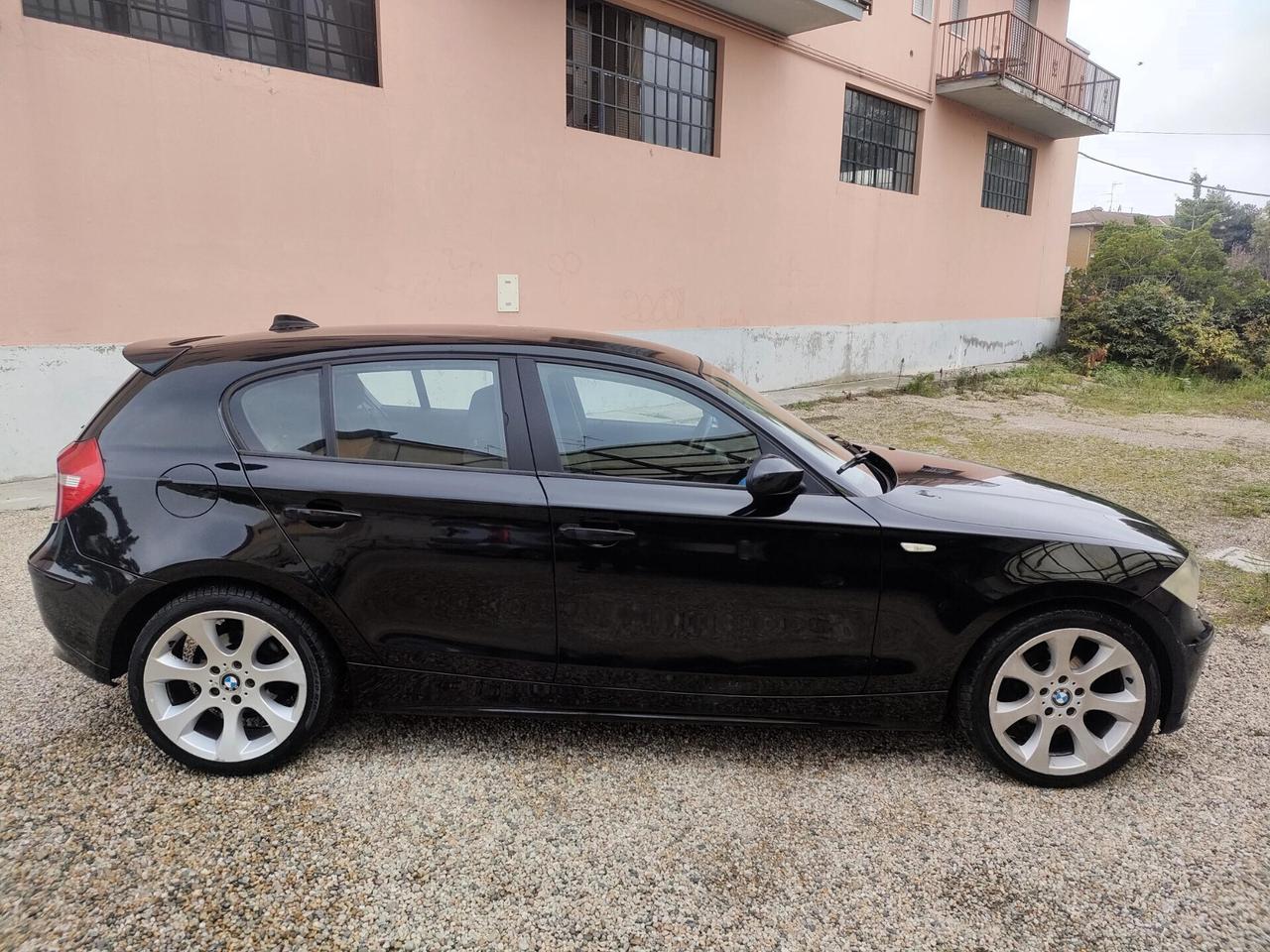 Bmw 120d cat 5 porte Futura