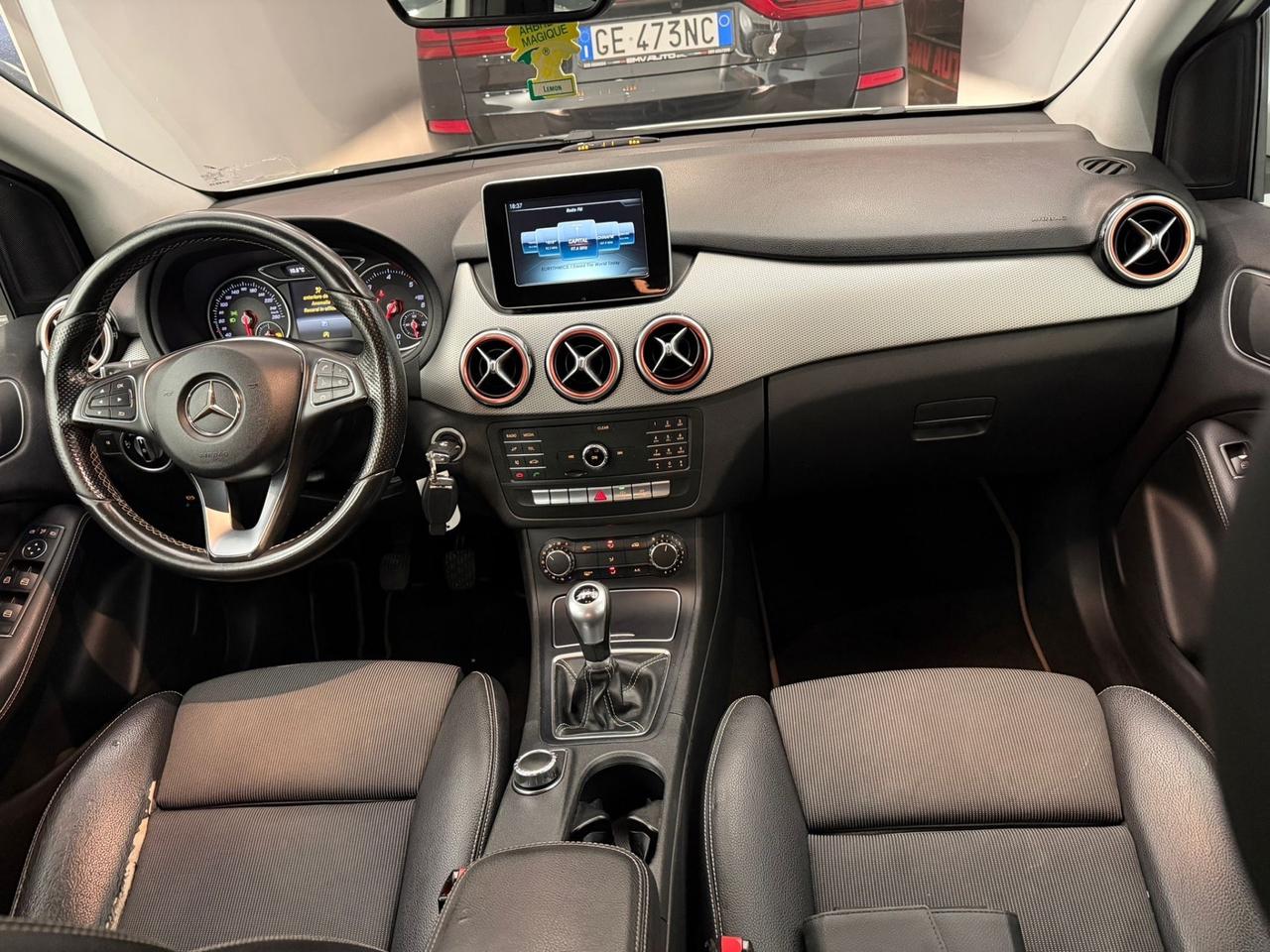 Mercedes-benz B 180 d Premium