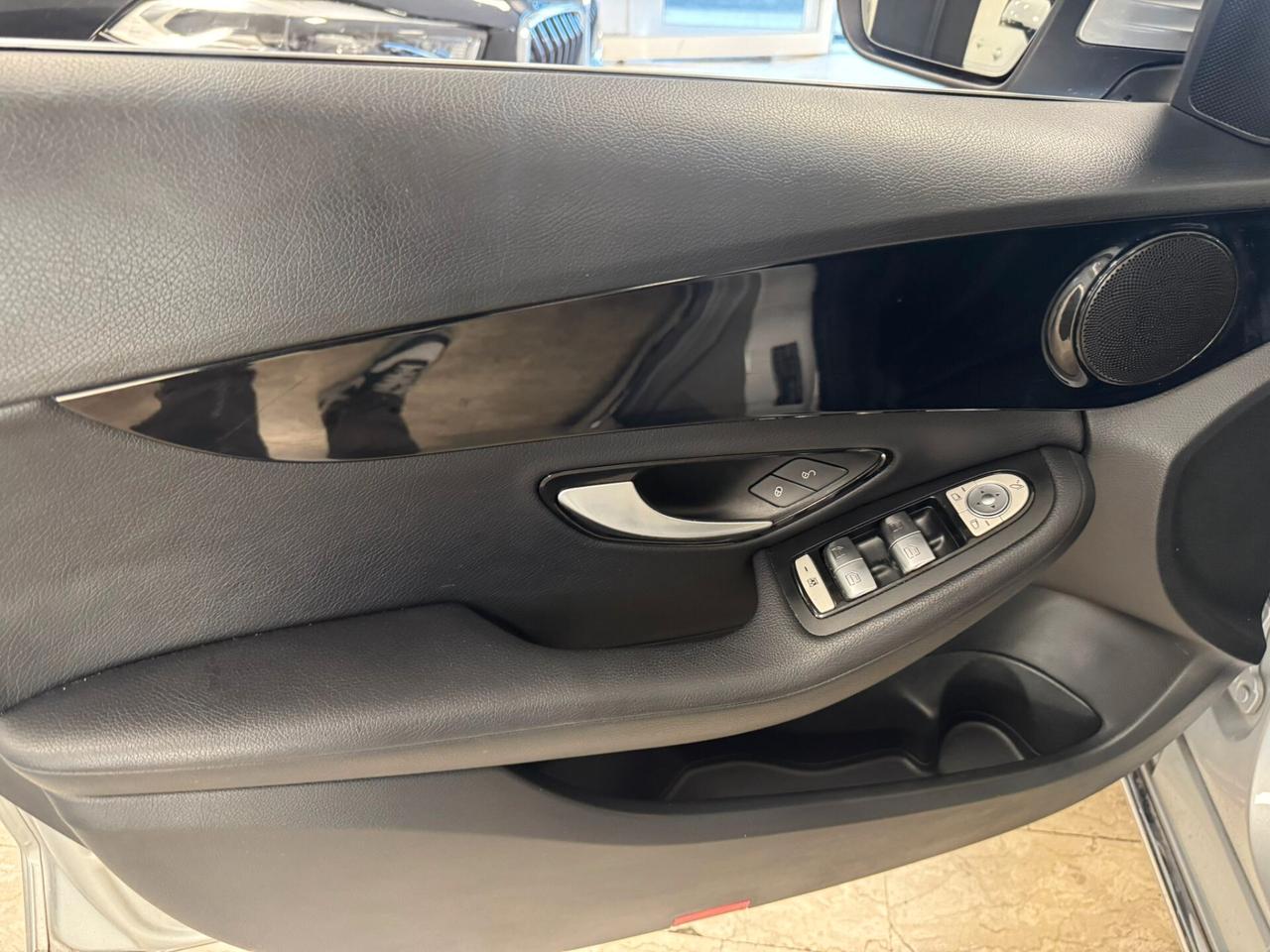 Mercedes-benz C 200 d Auto Premium