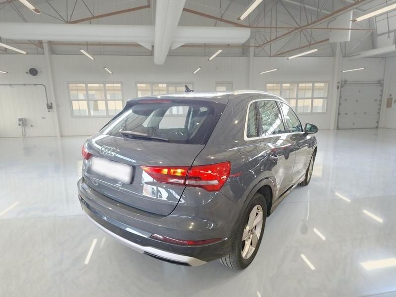 AUDI Q3 35 TDI S TRONIC BUSINESS ADVANCED SUV