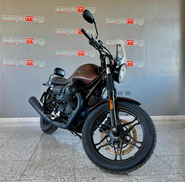 MOTO GUZZI V7 STONE - *NIGHT PACK*