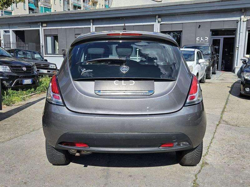 Lancia Ypsilon Ypsilon 1.2 8v Silver 69cv