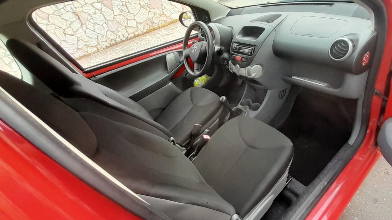 Toyota Aygo 1.0 12V VVT-i 3 porte