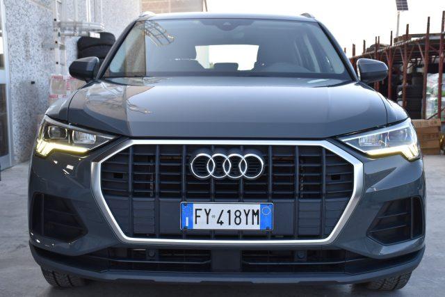 AUDI Q3 35 TDI S tronic Business *Cockpit, led, Navi*
