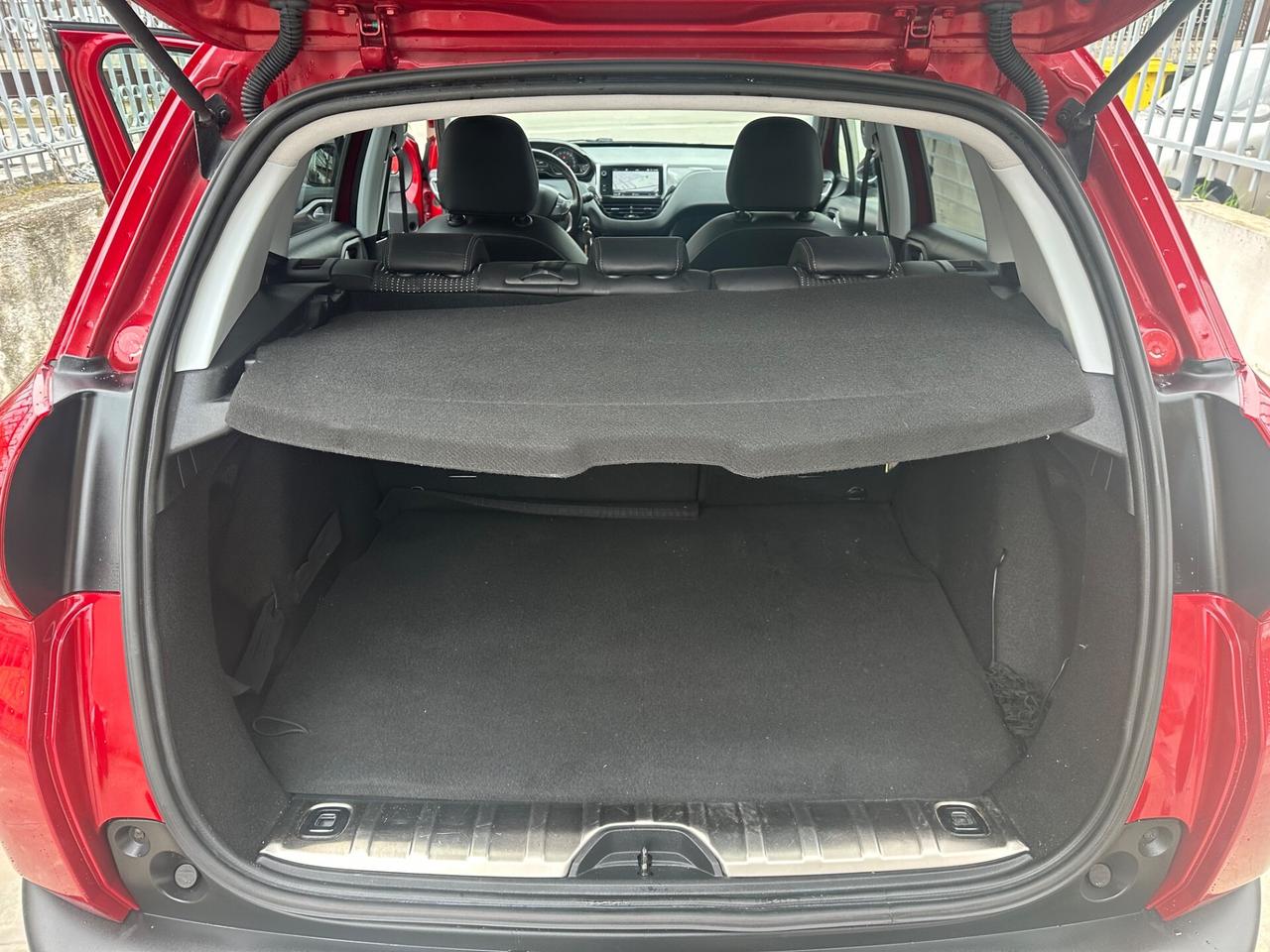 Peugeot 2008 BlueHDi 100 Allure