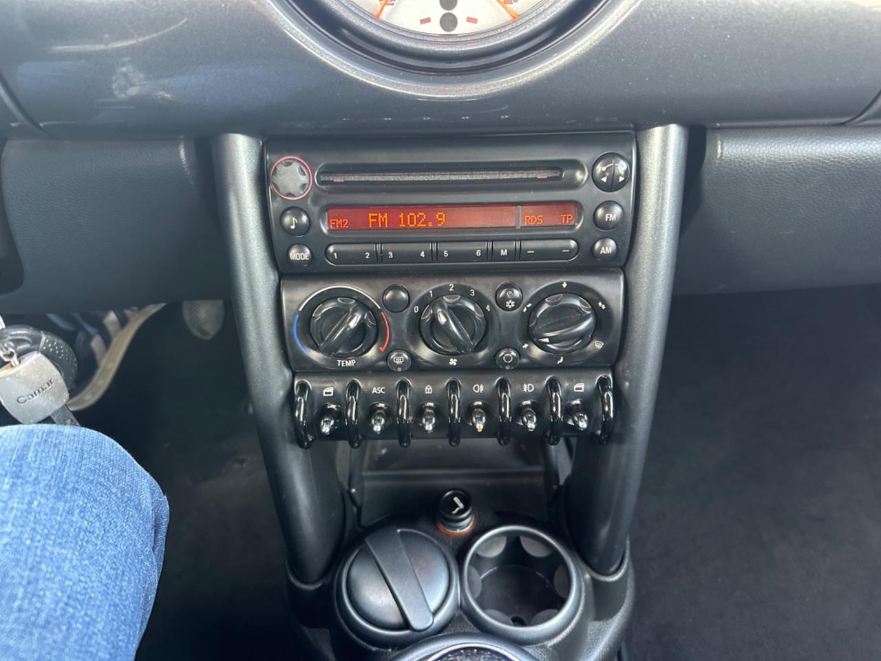 Mini 1.6 16V One Park Lane