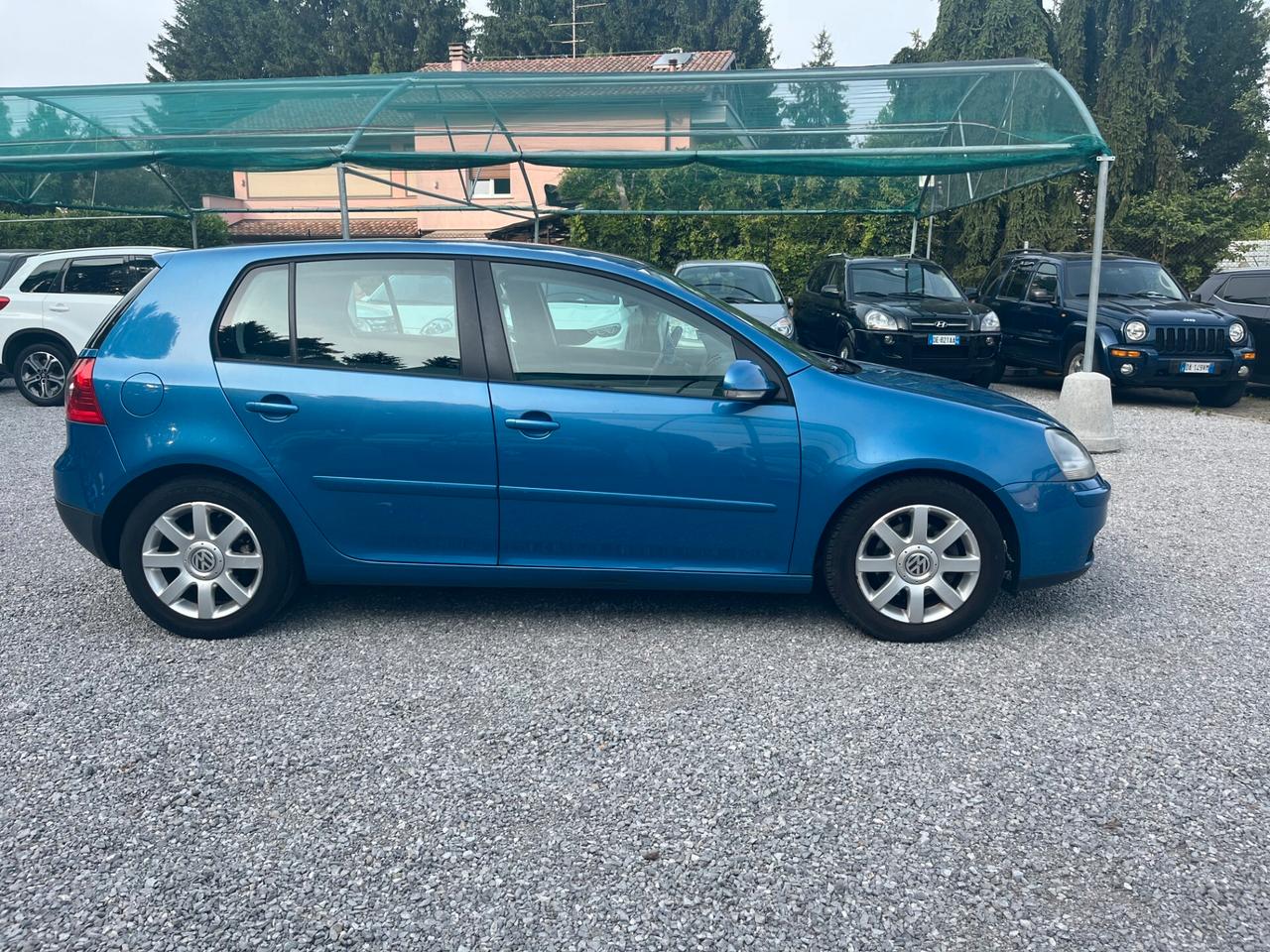 Volkswagen Golf 1.6 16V FSI 5p. Comfortline