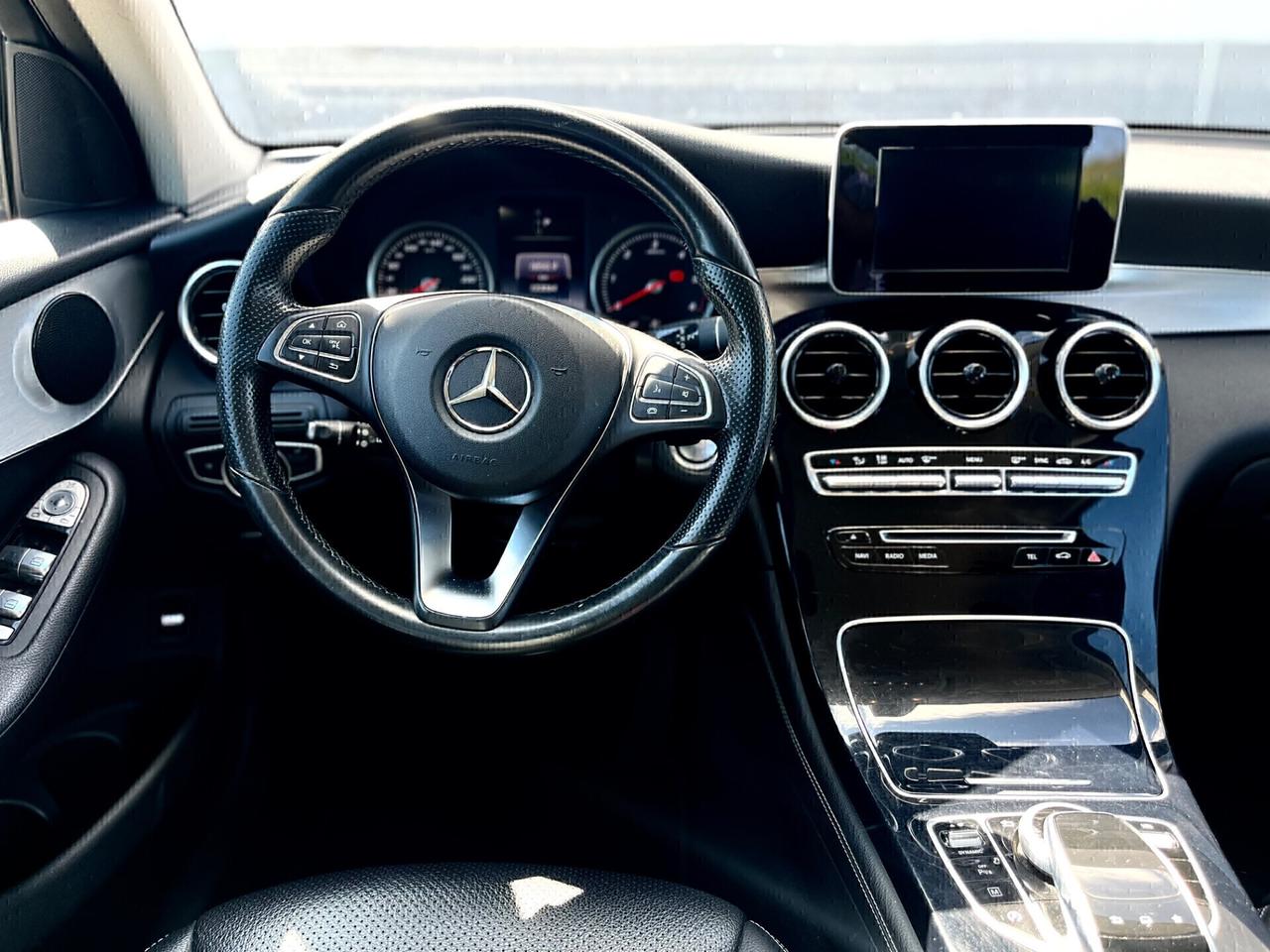 Mercedes-benz GLC 220d 4Matic Premium UNIPRO