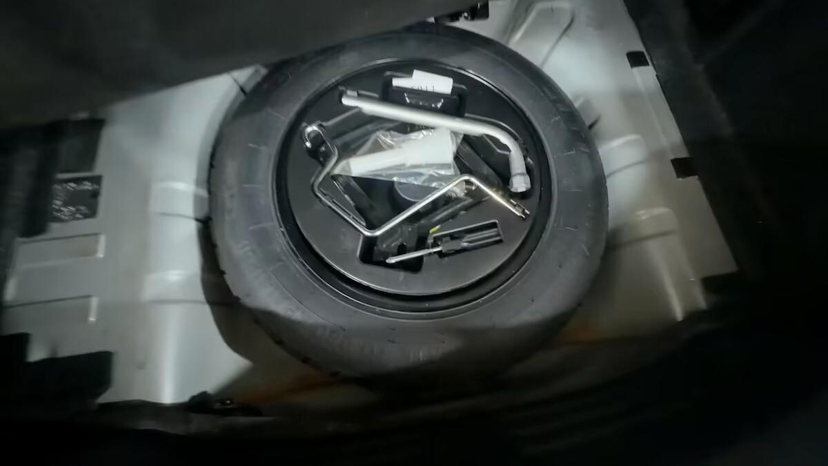 Lancia Ypsilon 1.0 FireFly 5 porte S&S Hybrid Platino