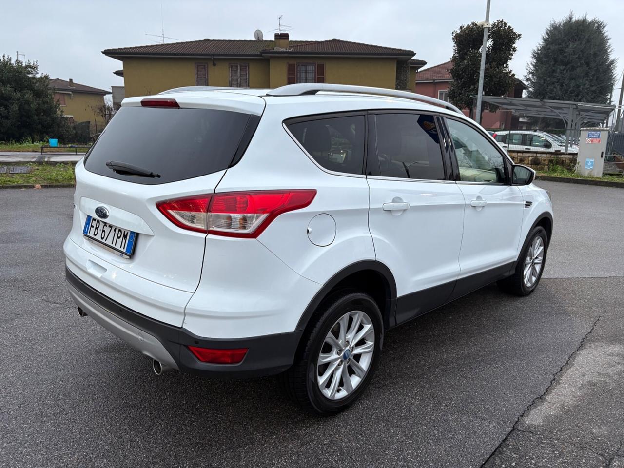 Ford Kuga 2.0 TDCI 150 CV S&S 4WD Powershift Titanium