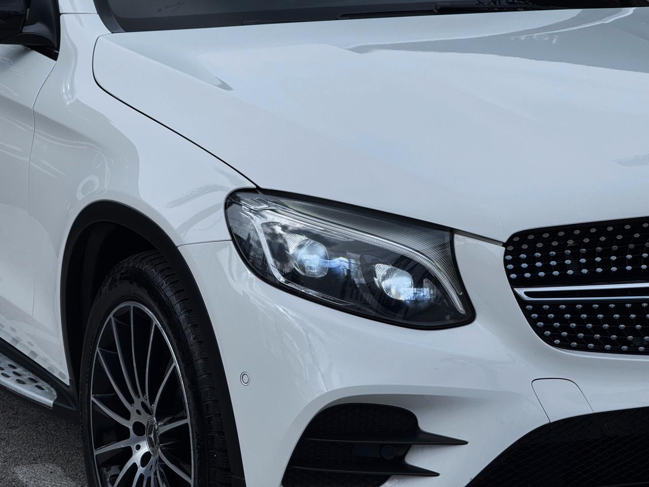 Mercedes-Benz GLC 220 d Coupe Premium AMG 4M