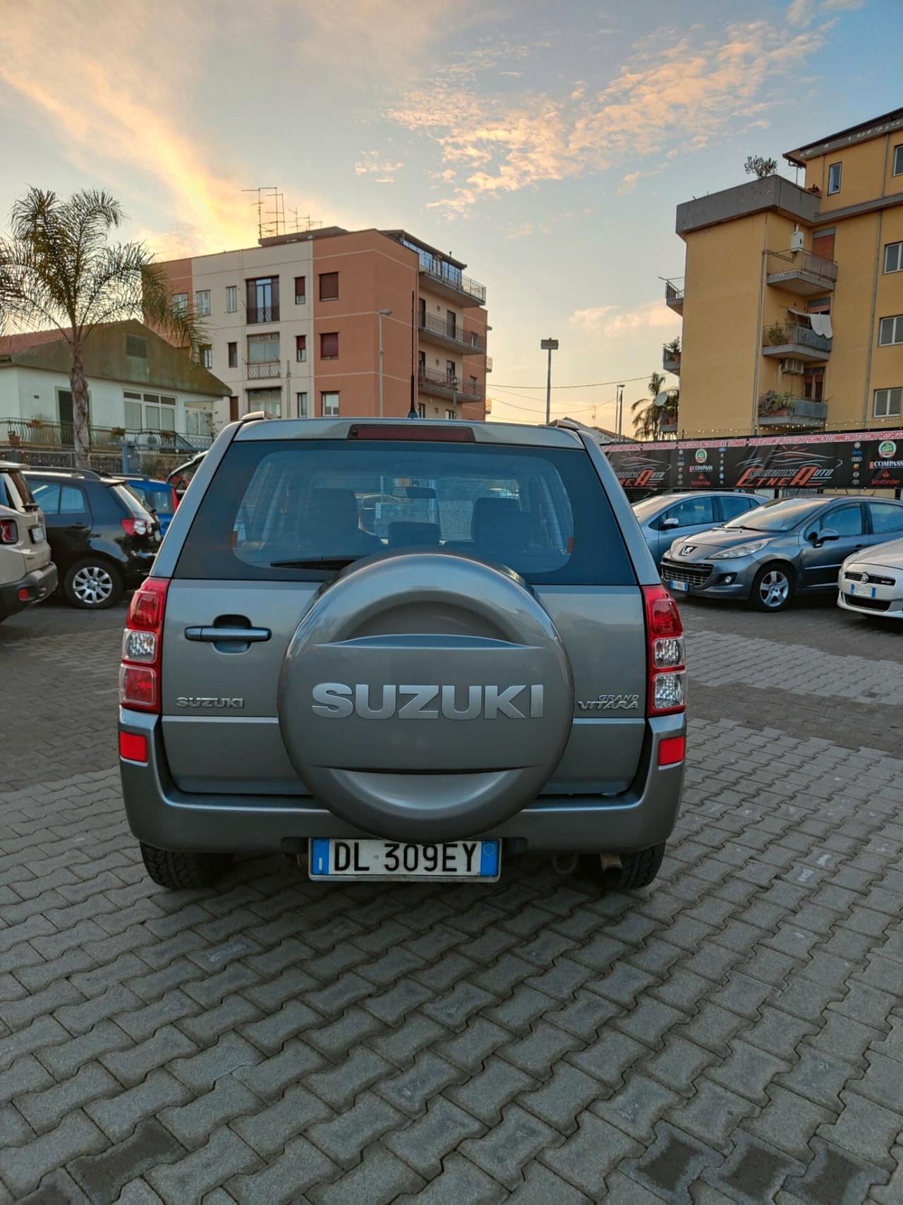 Suzuki Grand Vitara 1.9 DDiS 5 porte ottimaaaa