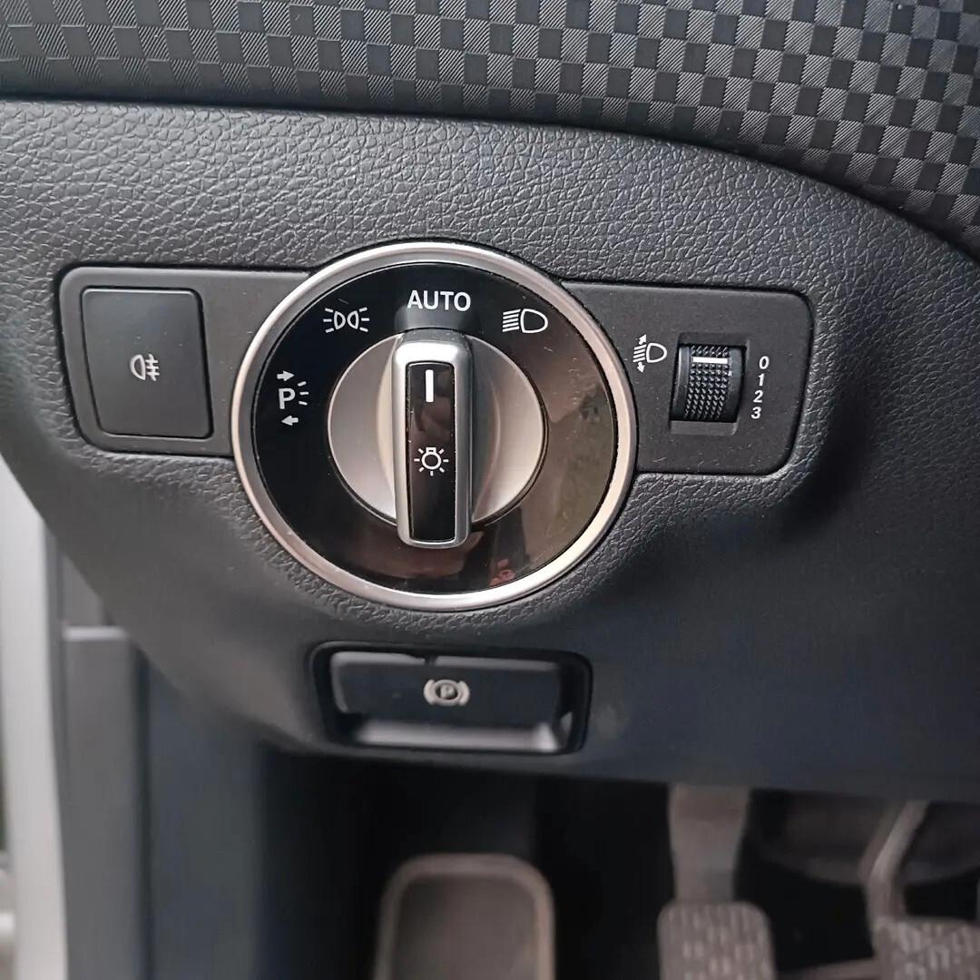 Mercedes-benz A 180 d Automatic Premium