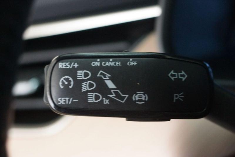 Škoda Kamiq 1.0 TSI 95cv BLACK DOTS