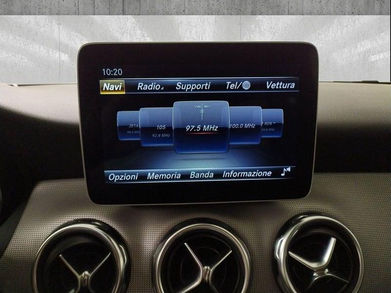 Mercedes-Benz GLA 200 d Premium 4matic auto