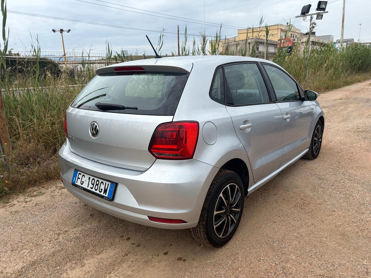 VOLKSWAGEN POLO 1.0 MPi 106.000 KM ANNO 2016 75CV