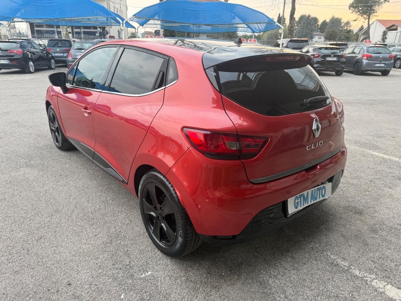 Renault Clio 1.2 75CV 5 porte- Neopatentati