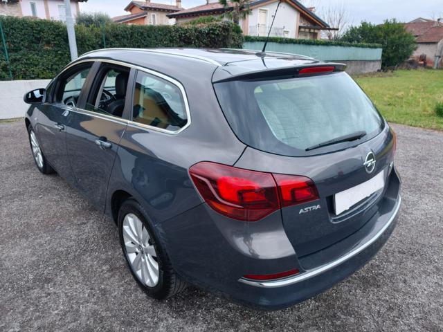 OPEL Astra 1.7 CDTI Sw Cosmo ( TAGLIANDATI )