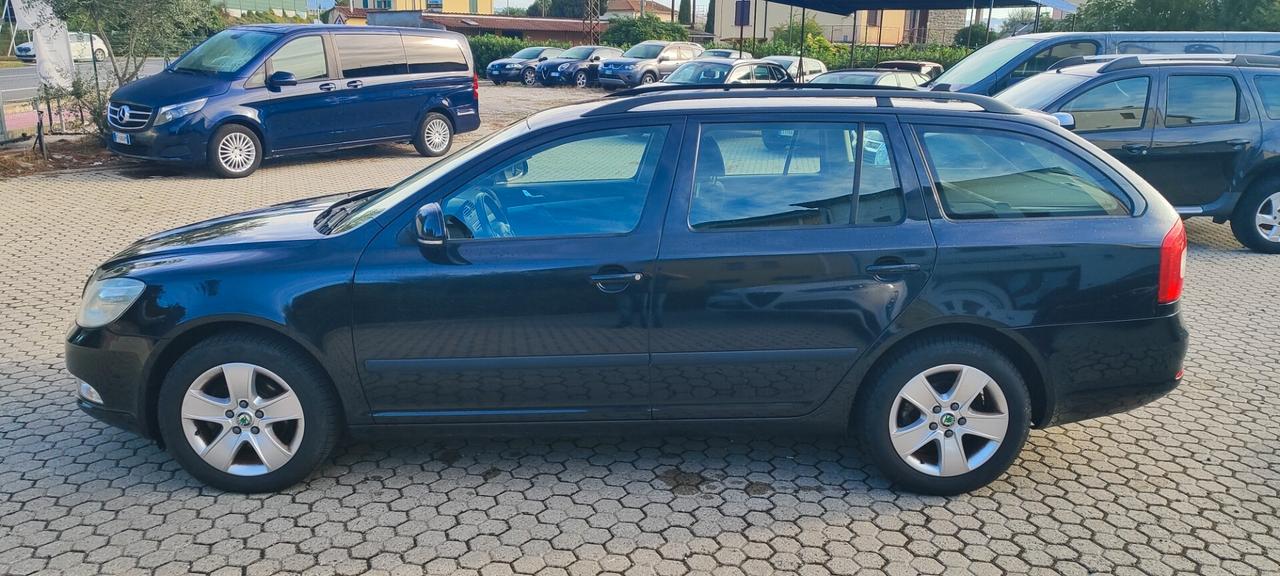 Skoda Octavia 1.6 TDI CR 105 CV Wagon Elegance