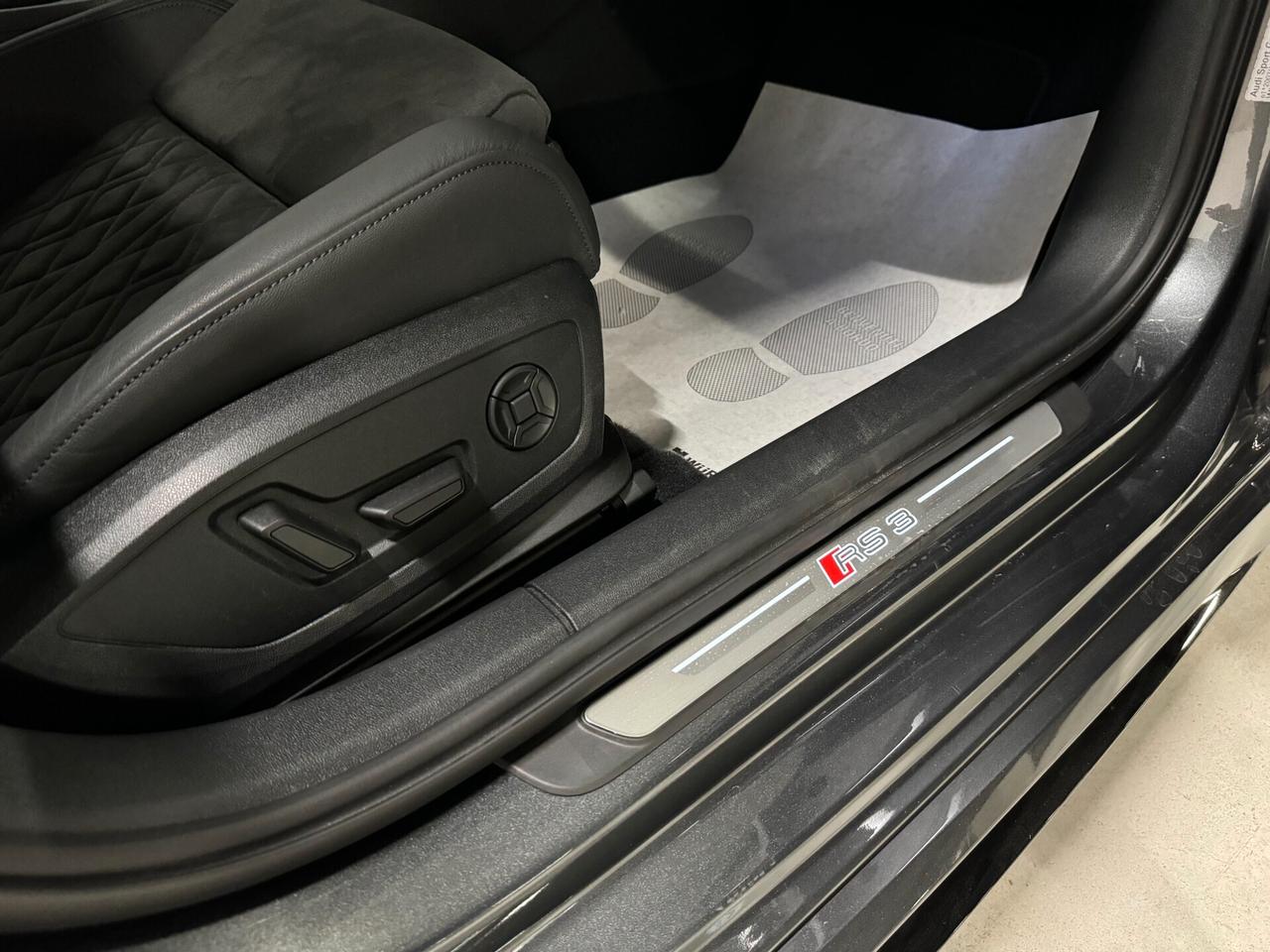 Audi A3 RS 3 SPB TFSI quattro S tronic