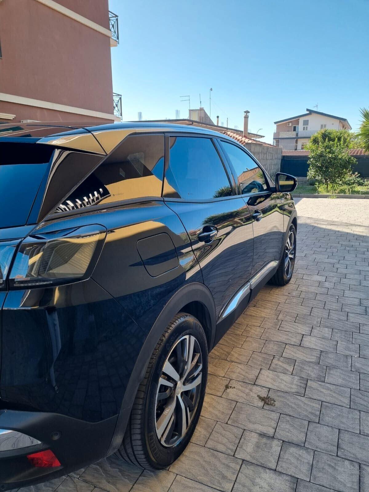 Peugeot 3008 BlueHDi 130 S&S EAT8 Active Pack