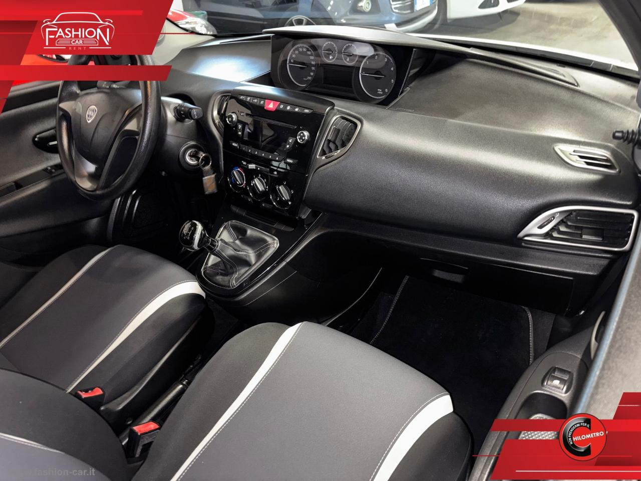 LANCIA Ypsilon 1.3 MJT 95 CV 5p. S&S Silver