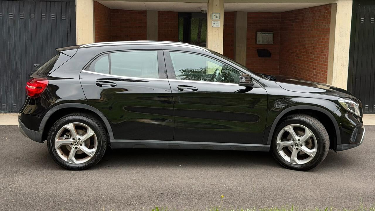 Mercedes-benz CLA 180 d Automatic Premium