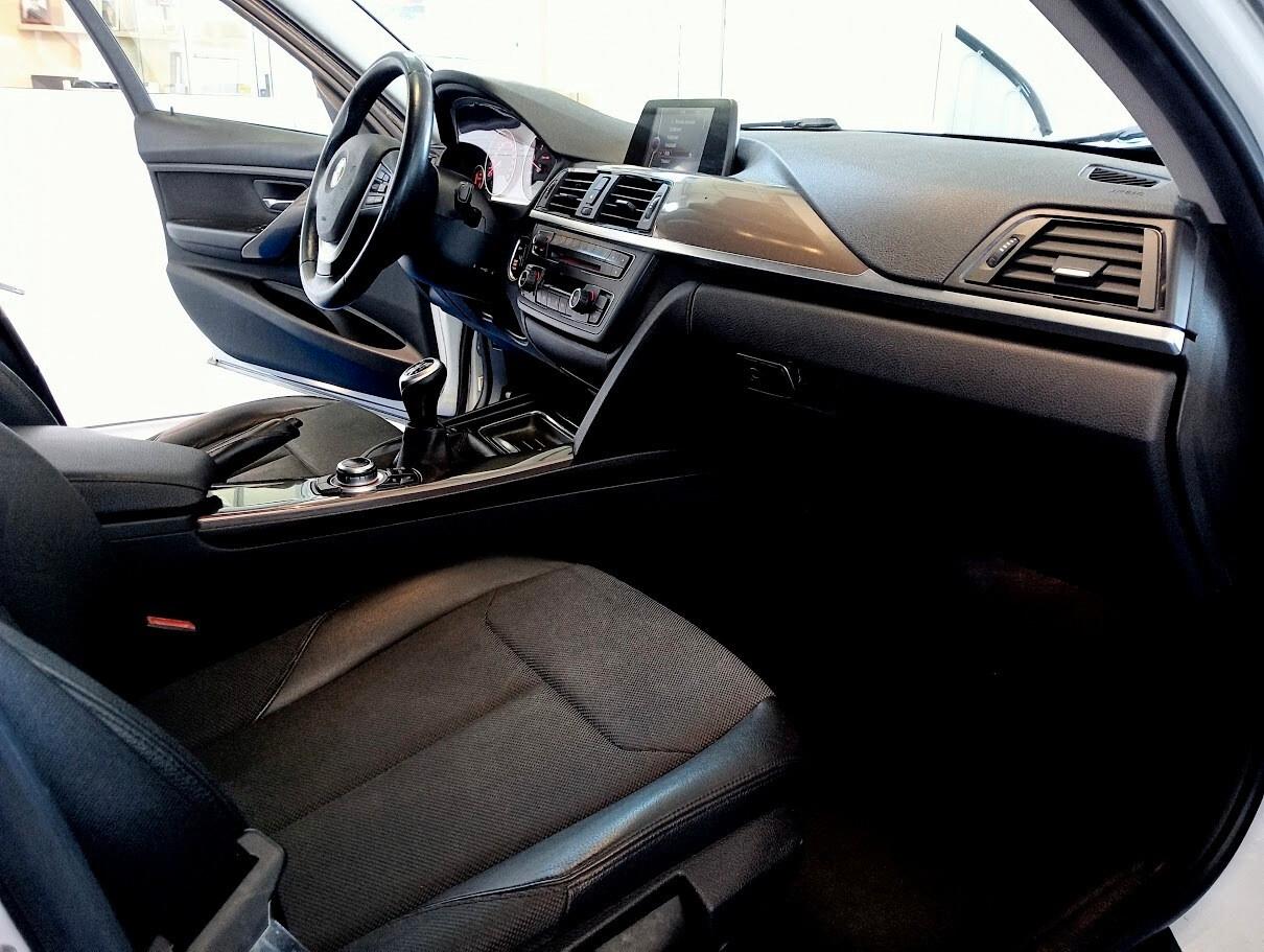 BMW 318 D Touring MODERN MANUALE LED 17" NAVI