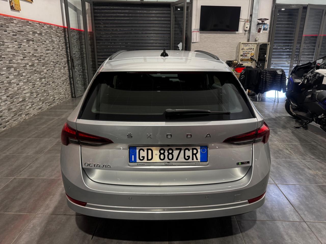 Skoda Octavia 1.5 G-TEC DSG Wagon Style