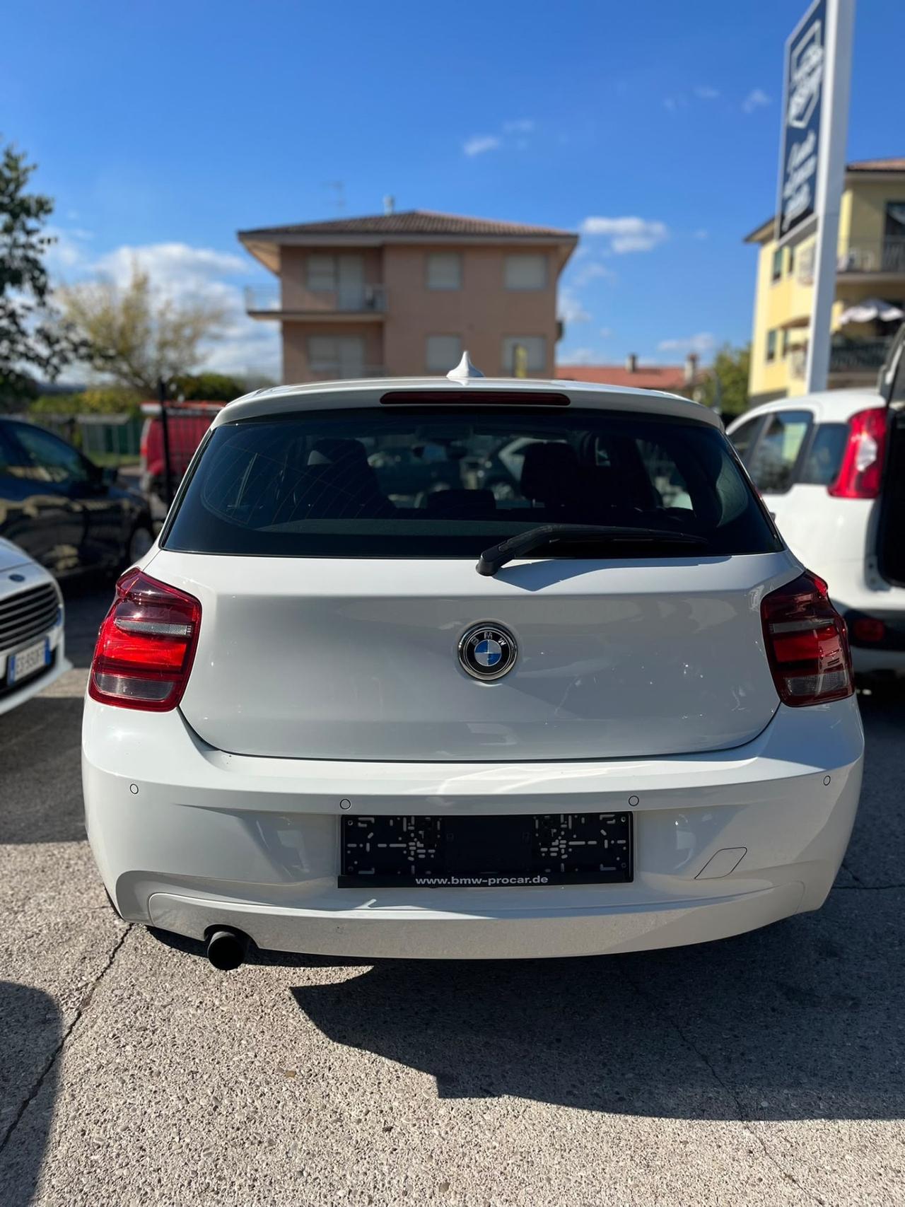 Bmw 114I Neopatentati