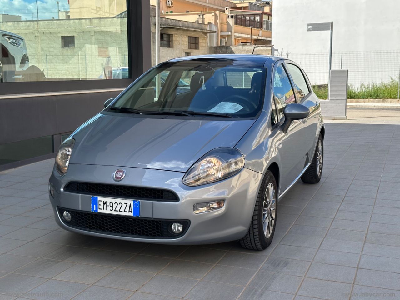 FIAT Punto 1.4 S&amp;S 8V Dualogic 5p. Lounge