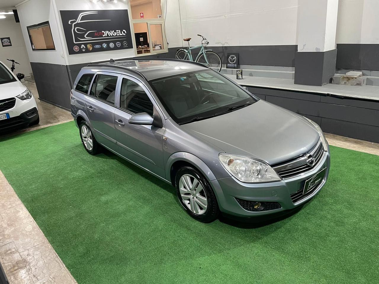 Opel Astra 1.6 16V VVT Station Wagon Club