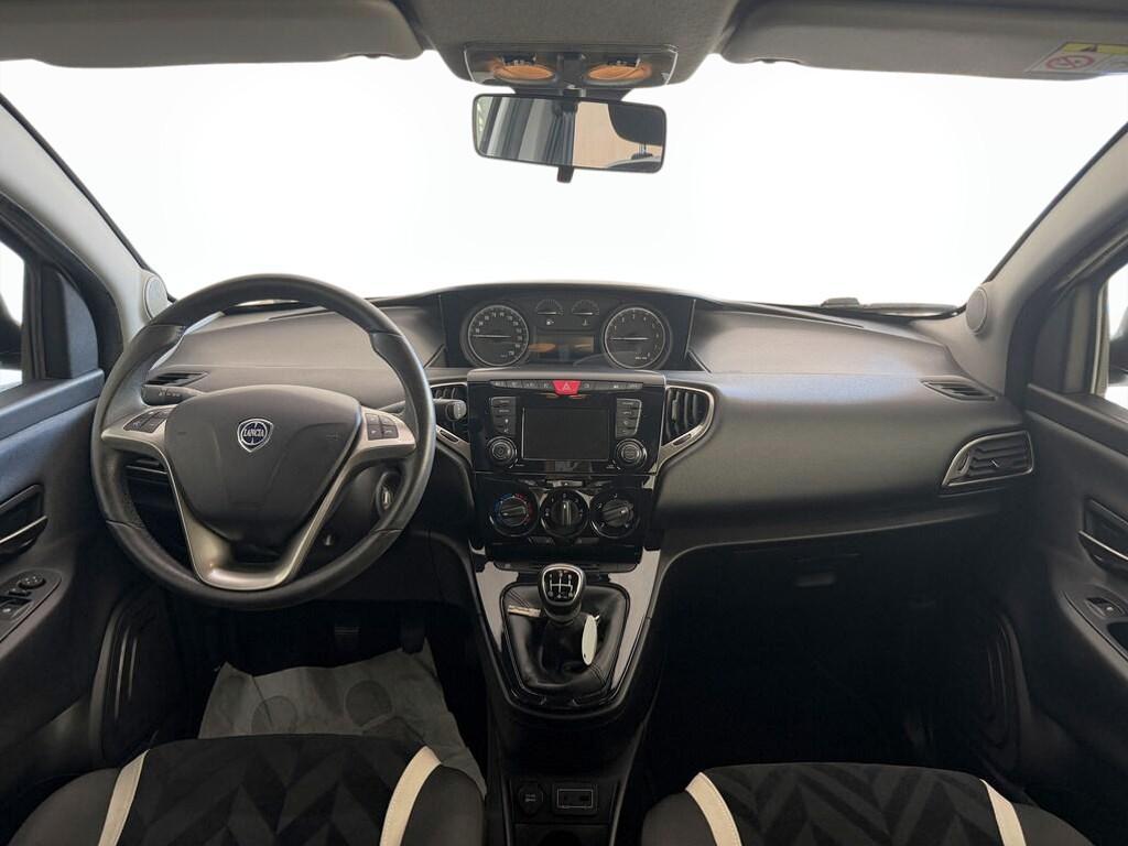 Lancia Ypsilon 5 Porte 1.2 Gold