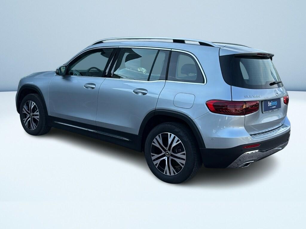 Mercedes GLB 180 D Advanced 8G-DCT