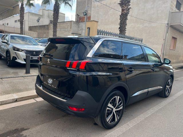 PEUGEOT 5008 BlueHDi 130 EAT8 Allure