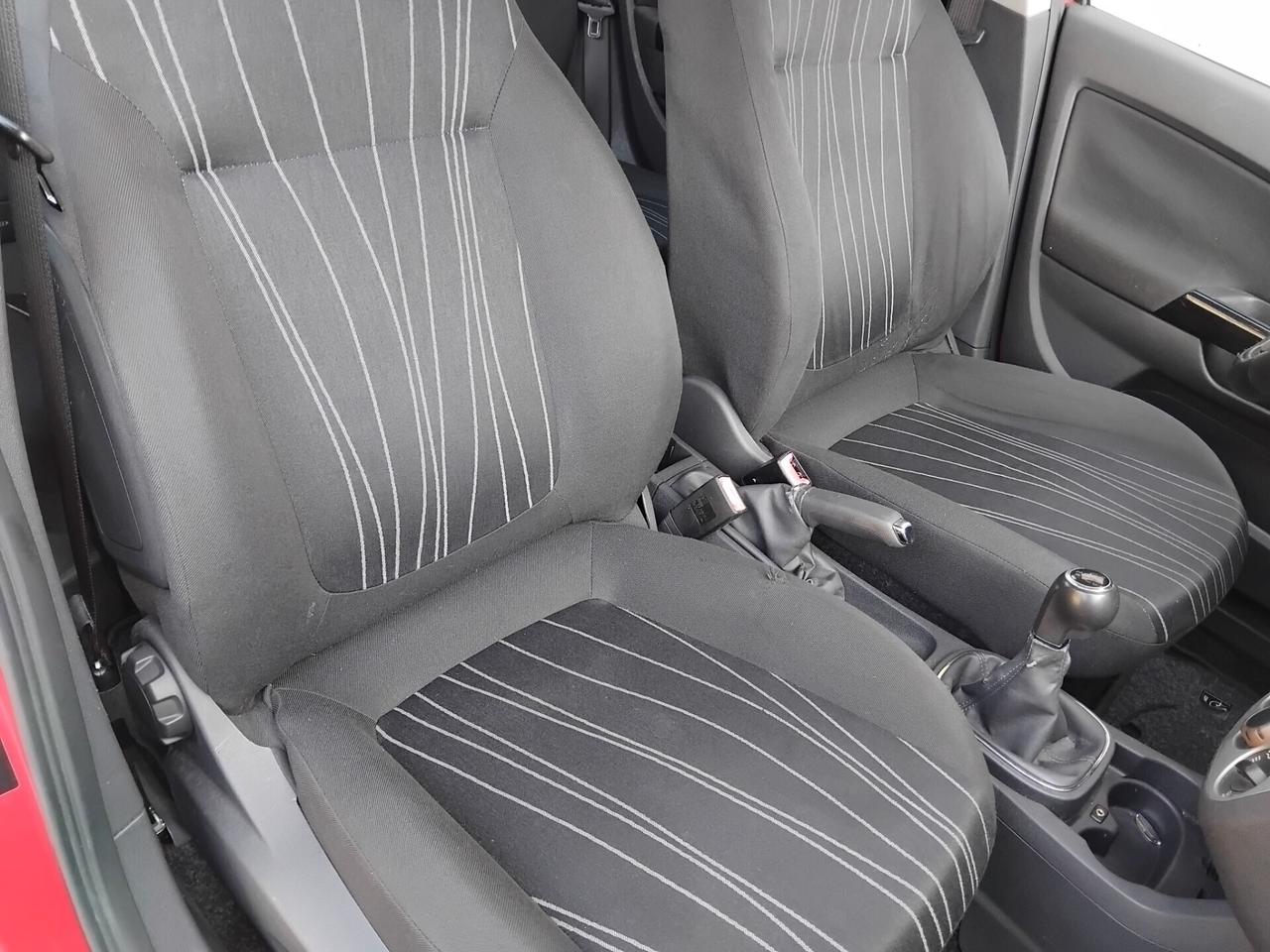 Opel Corsa 1.2 benzina garanzia