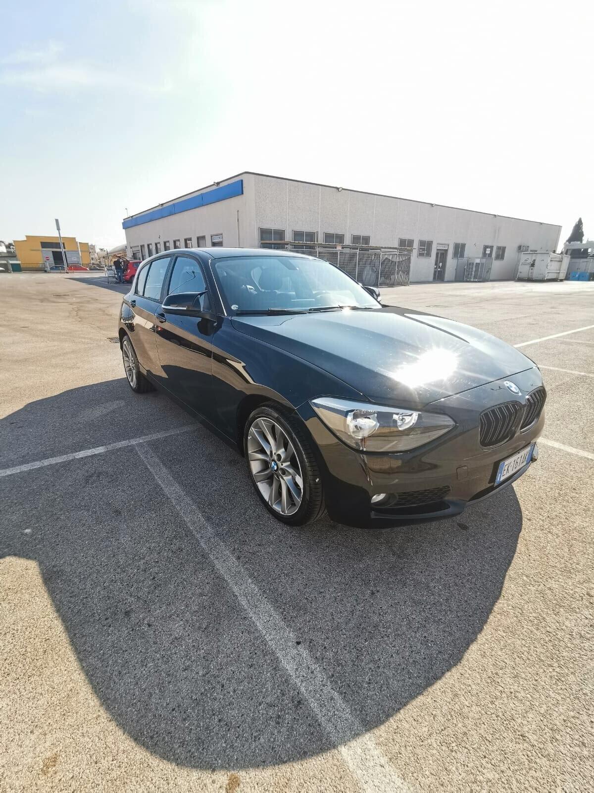 Bmw 116 5p. Urban solo km.88000