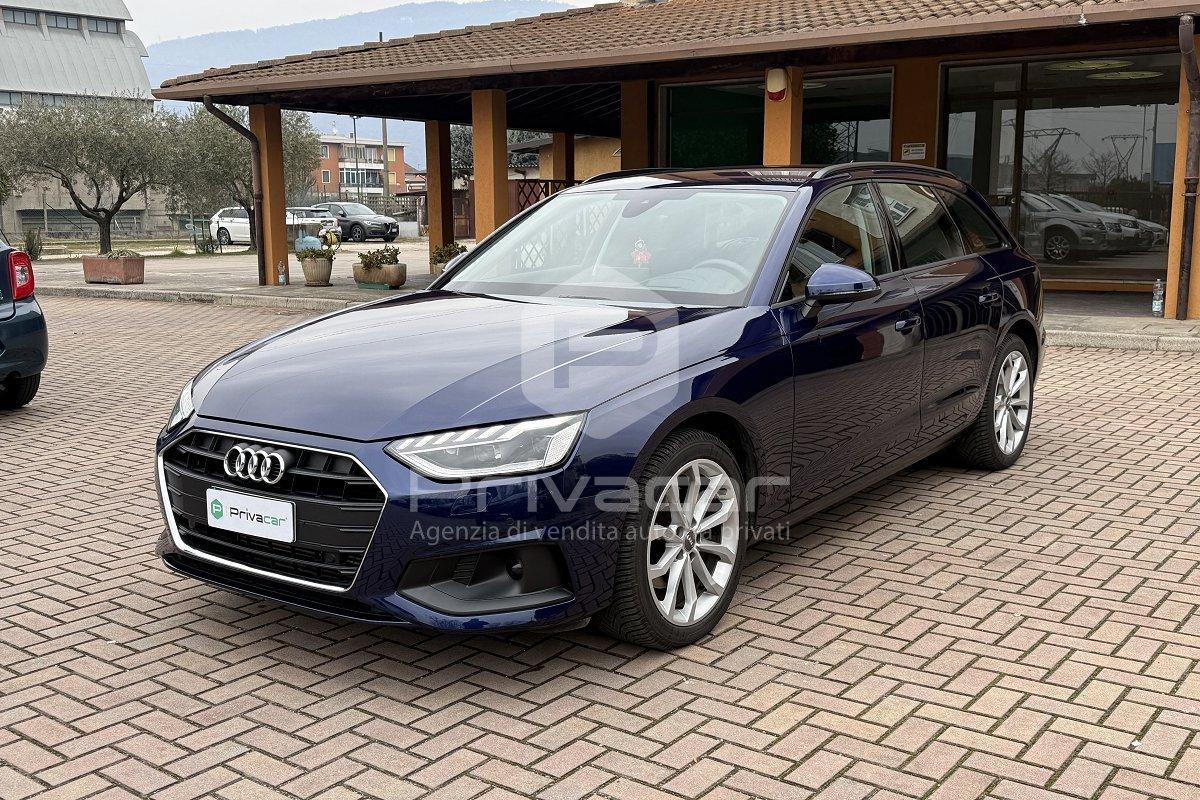 AUDI A4 Avant 40 g-tron S tronic Business Advanced