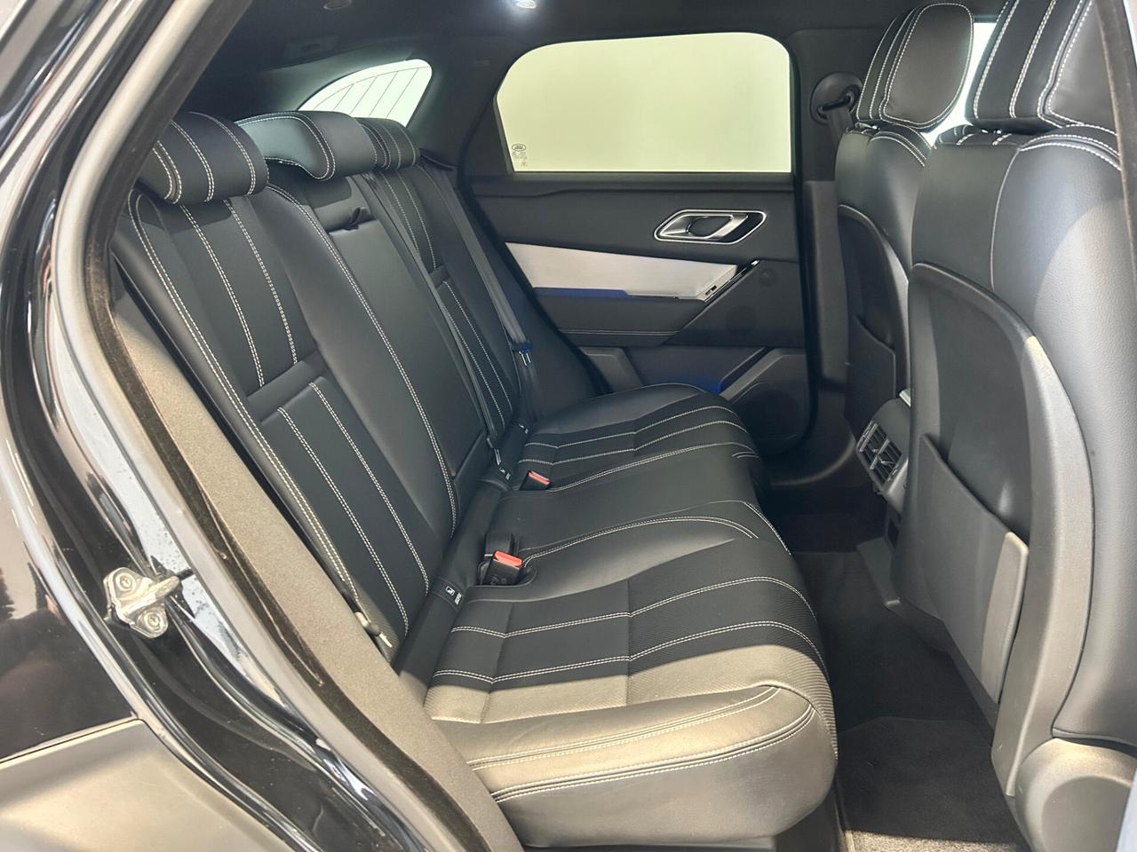 Land Rover Range Rover Velar 2.0D 204CV R-Dynamic S PROMO 3,95%