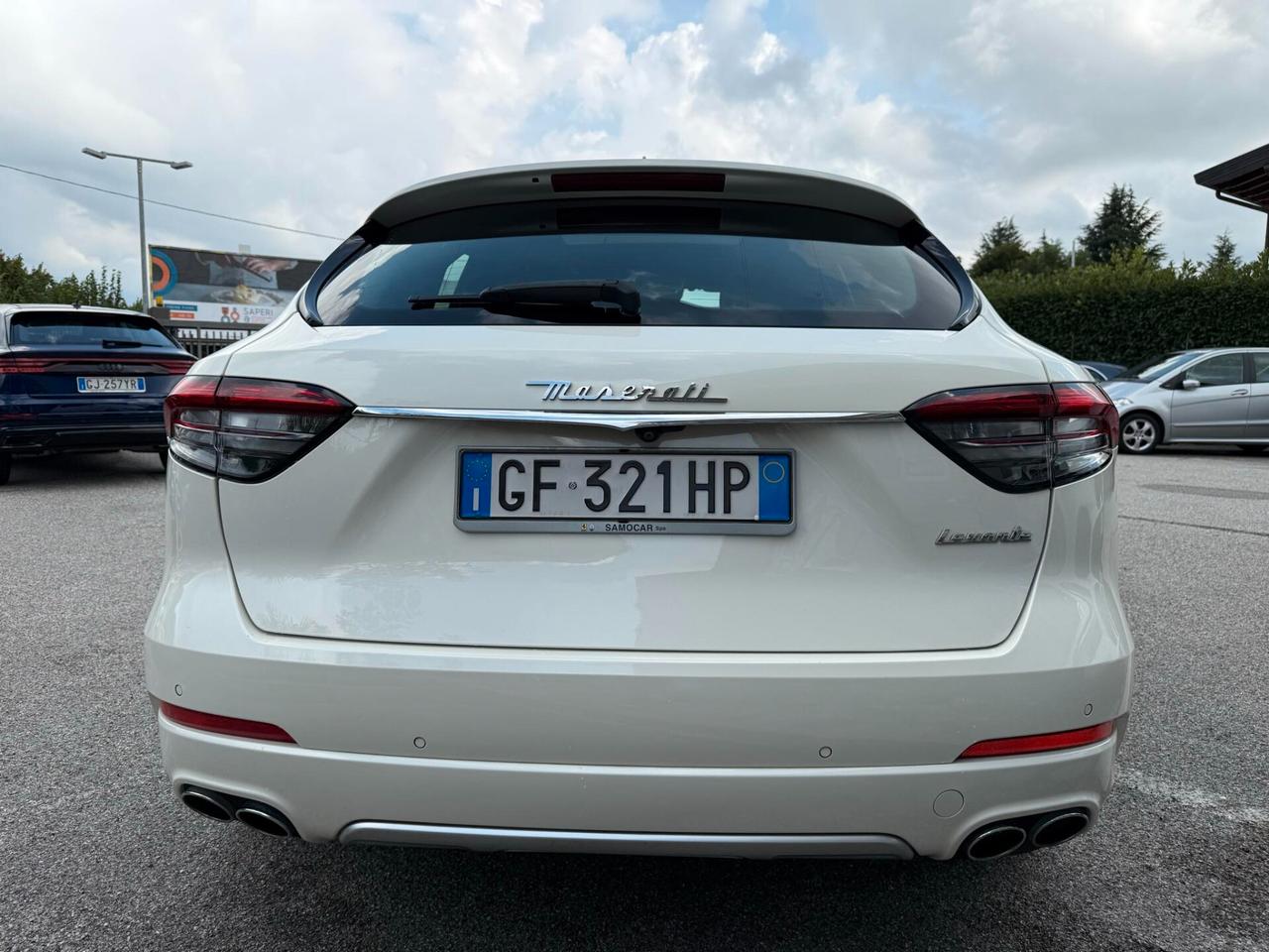 Maserati Levante V6 AWD Granlusso 350CV